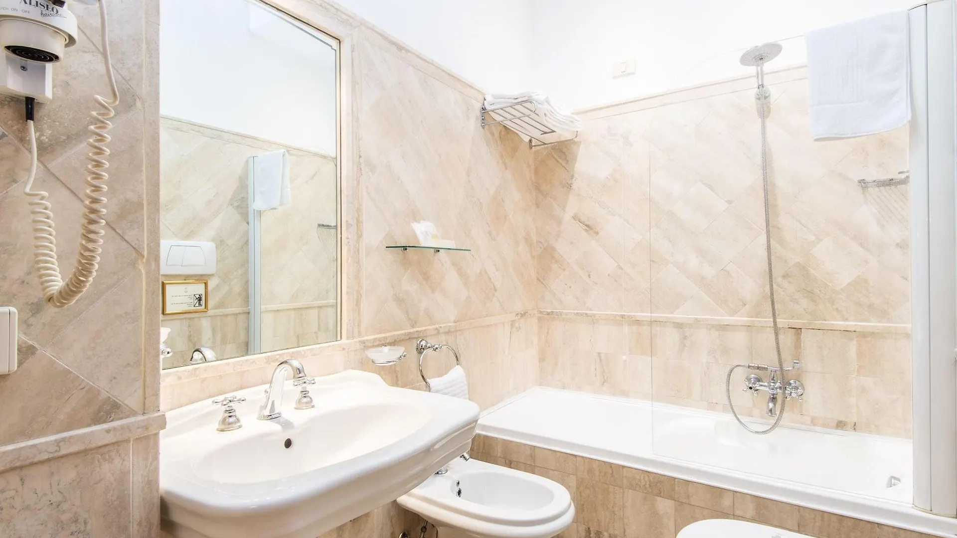*** Bed and breakfast Il Gattopardo Relais Roma Italia